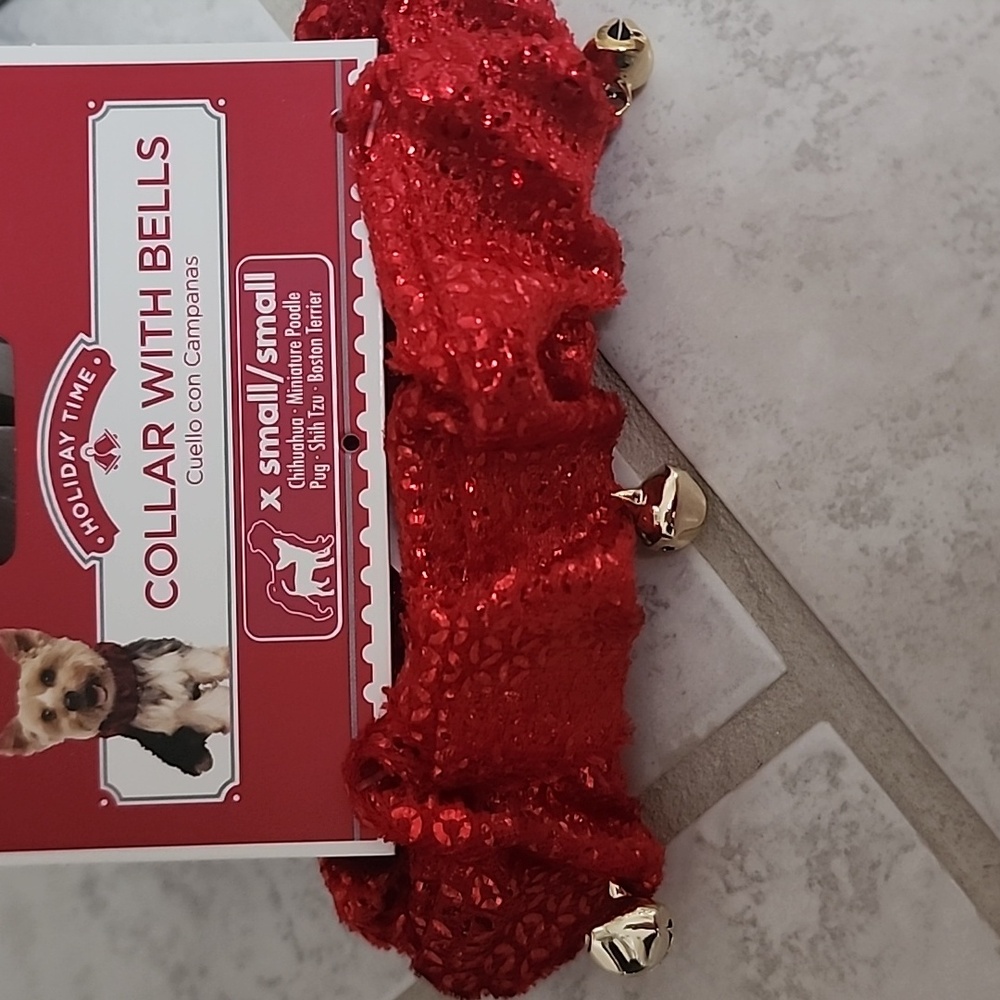 🎄🎅 DOG/CAT Red SEQUIN Collar with Bells 🎅🎄